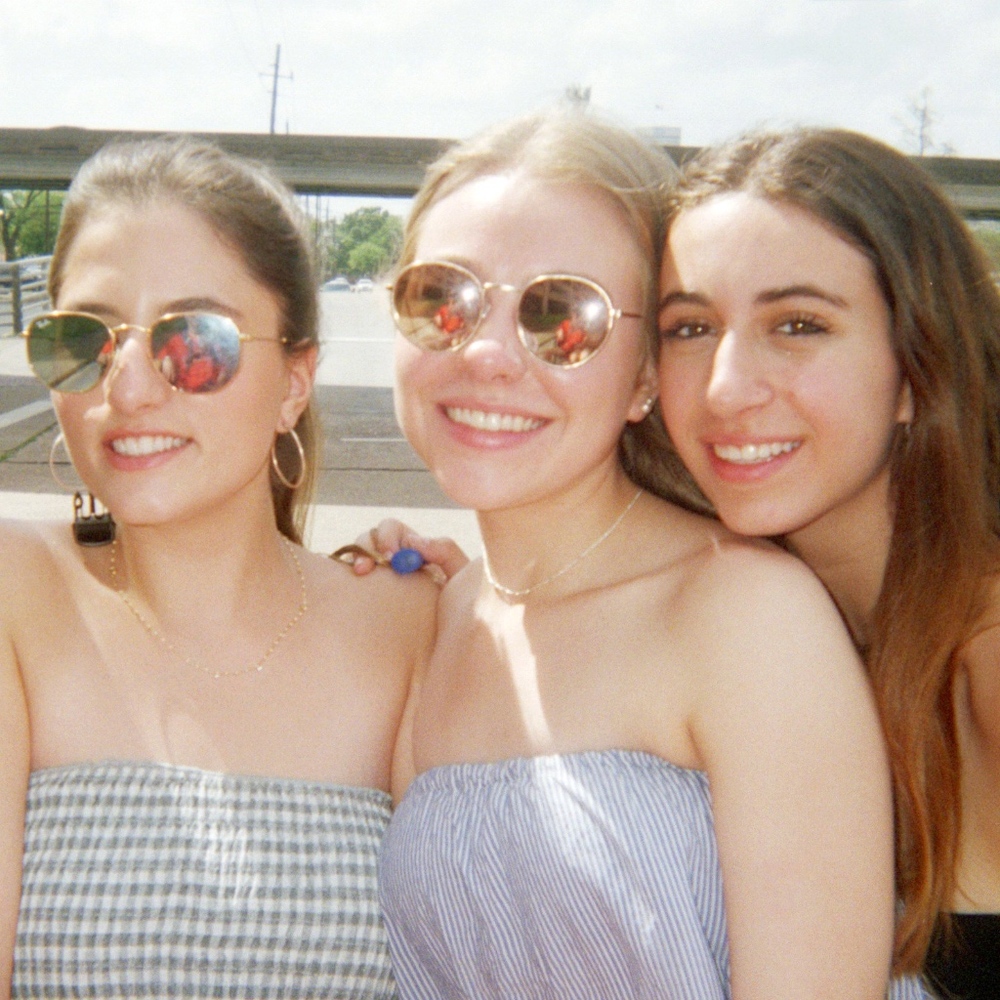 Meet your Posher, Isabella